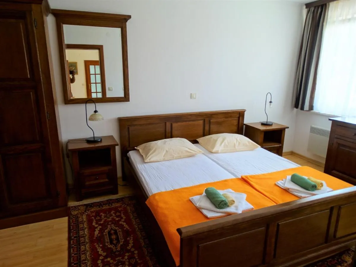 Apartmani Selce 30660 - Tomislav Apartment