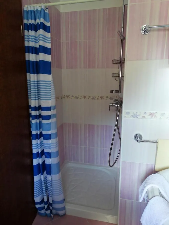 Apartment Apartmani Selce 30660 - Tomislav