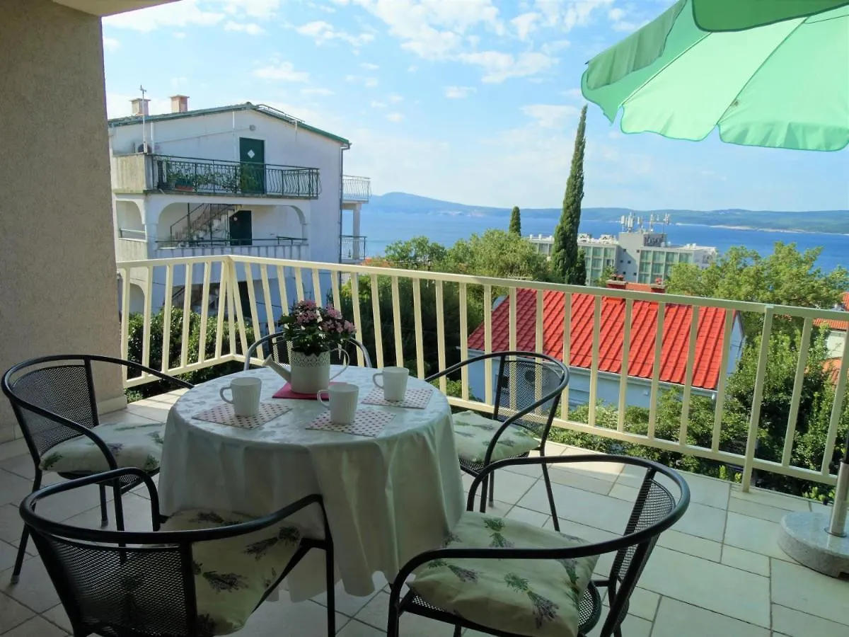 Apartment Apartmani Selce 30660 - Tomislav